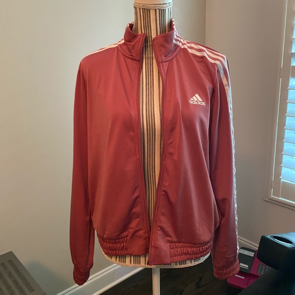 NEW Women’s Adidas ESS windbreaker jacket, Med